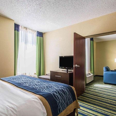 Comfort Inn & Suites Lantana - West Palm Beach South Екстер'єр фото