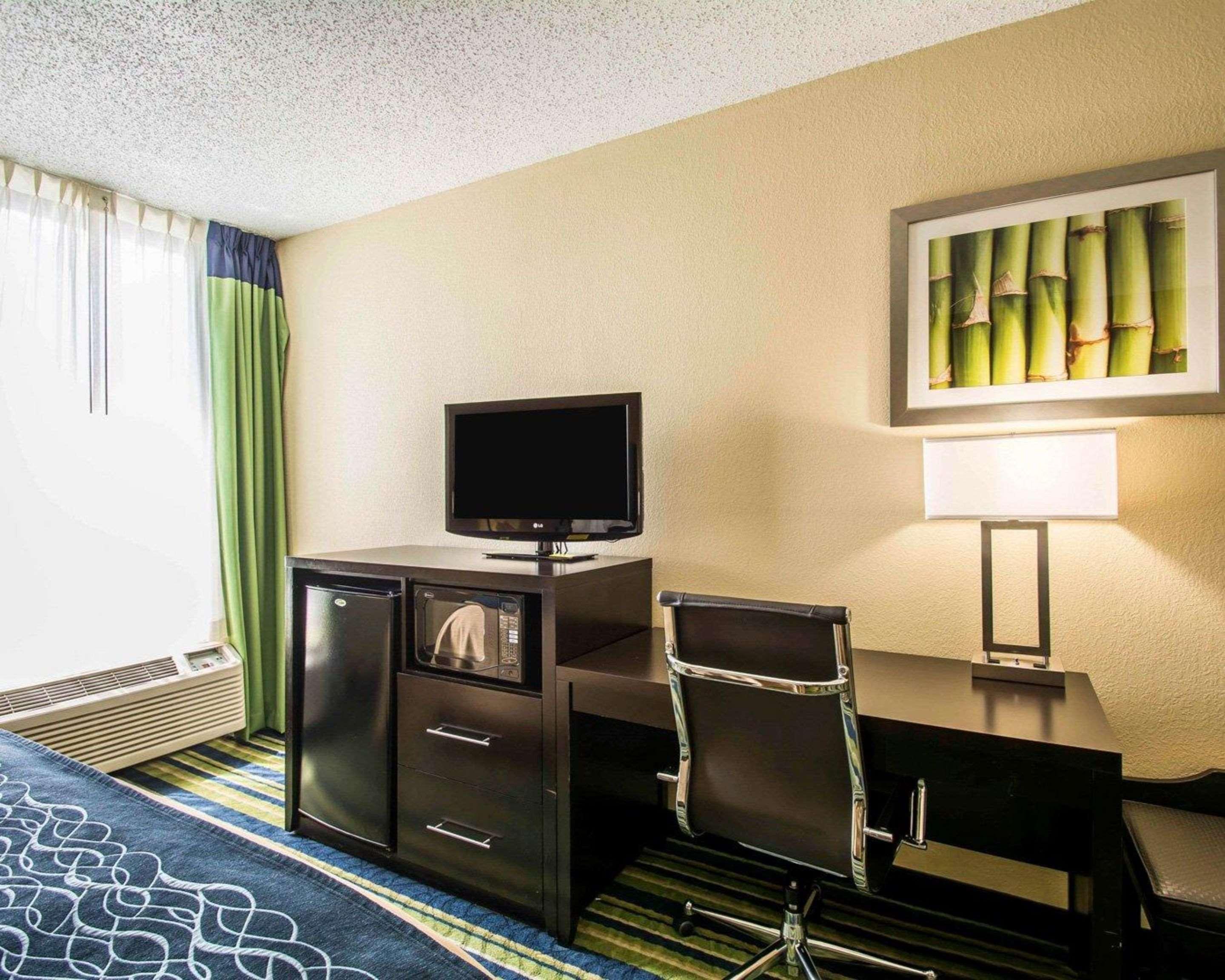 Comfort Inn & Suites Lantana - West Palm Beach South Екстер'єр фото
