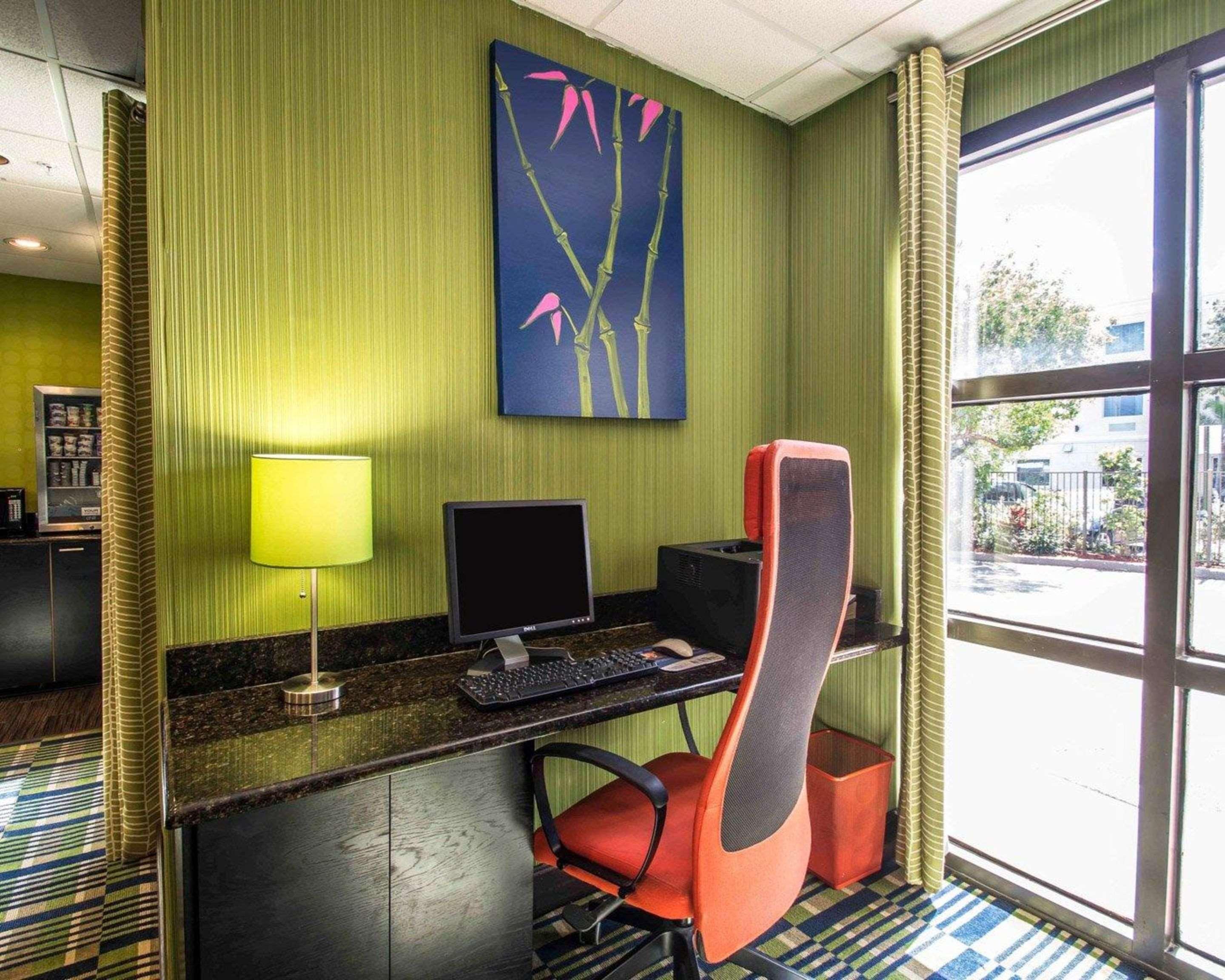 Comfort Inn & Suites Lantana - West Palm Beach South Екстер'єр фото